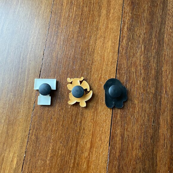 Three Crocs Jibbitz - Among Us / Letter T / Pokemon Dragon - Picture 2 of 2